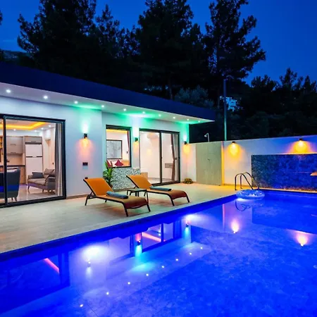 Eyfel Luxury With Private Pool Villa Uzumlu (Mediterranean)