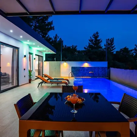 Eyfel Luxury With Private Pool